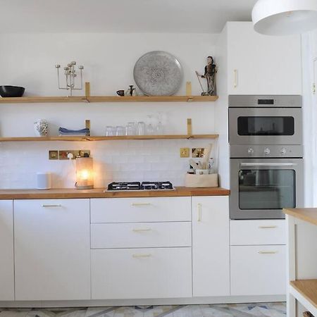 Light Filled Mid- Century 3 Bed Cottage In Dulwich Londen Buitenkant foto