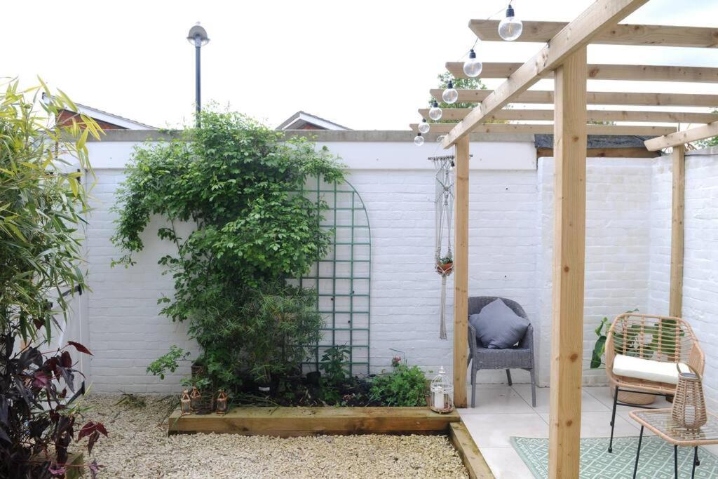 Light Filled Mid- Century 3 Bed Cottage In Dulwich Londen Buitenkant foto